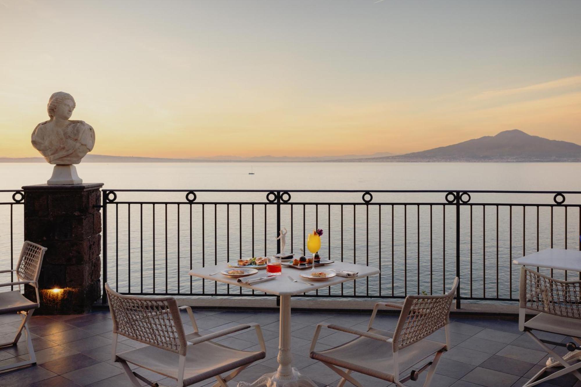 Hotel Bellevue Syrene Sorrento Esterno foto
